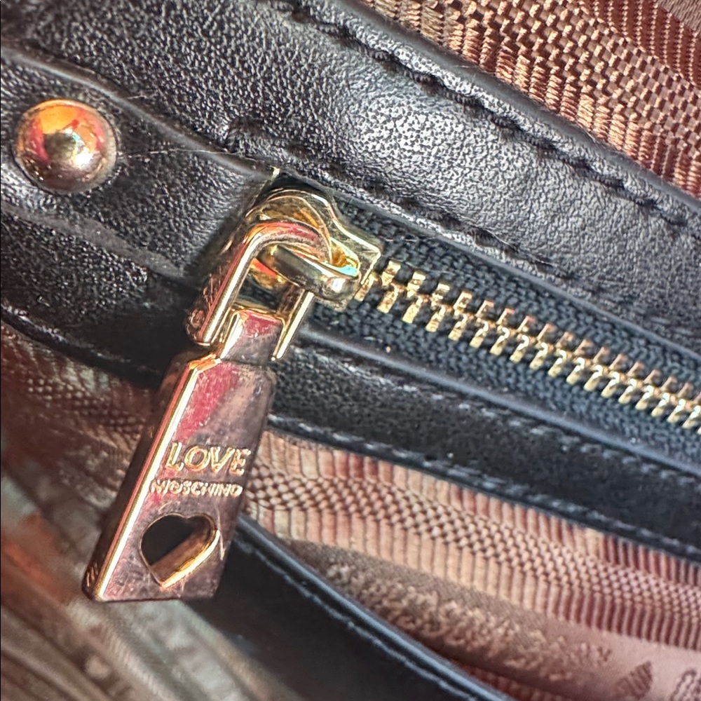 Love Moschino Red Leather Tote - Picture 5 of 11